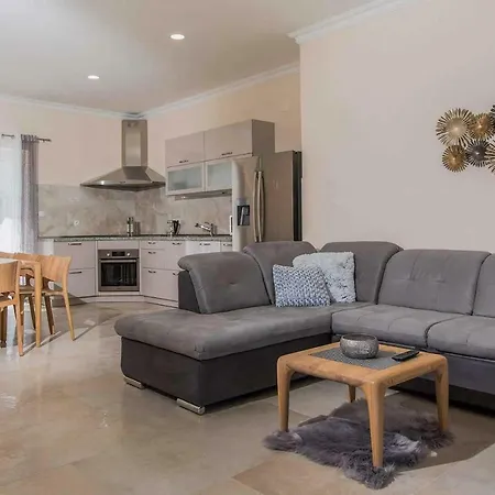 Lapad