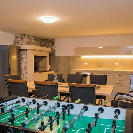 Lapad Villa *