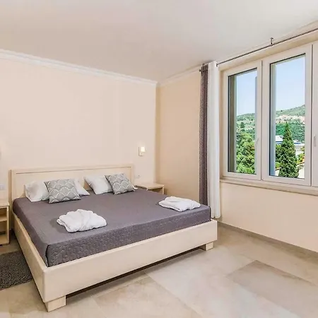 Villa Lapad *